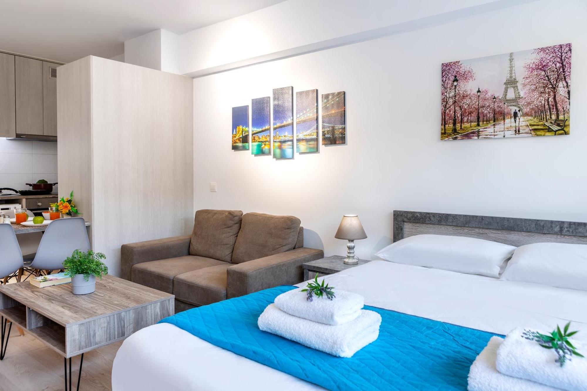 C-Premium Apts 100M From Beach And City Centre ラルナカ エクステリア 写真