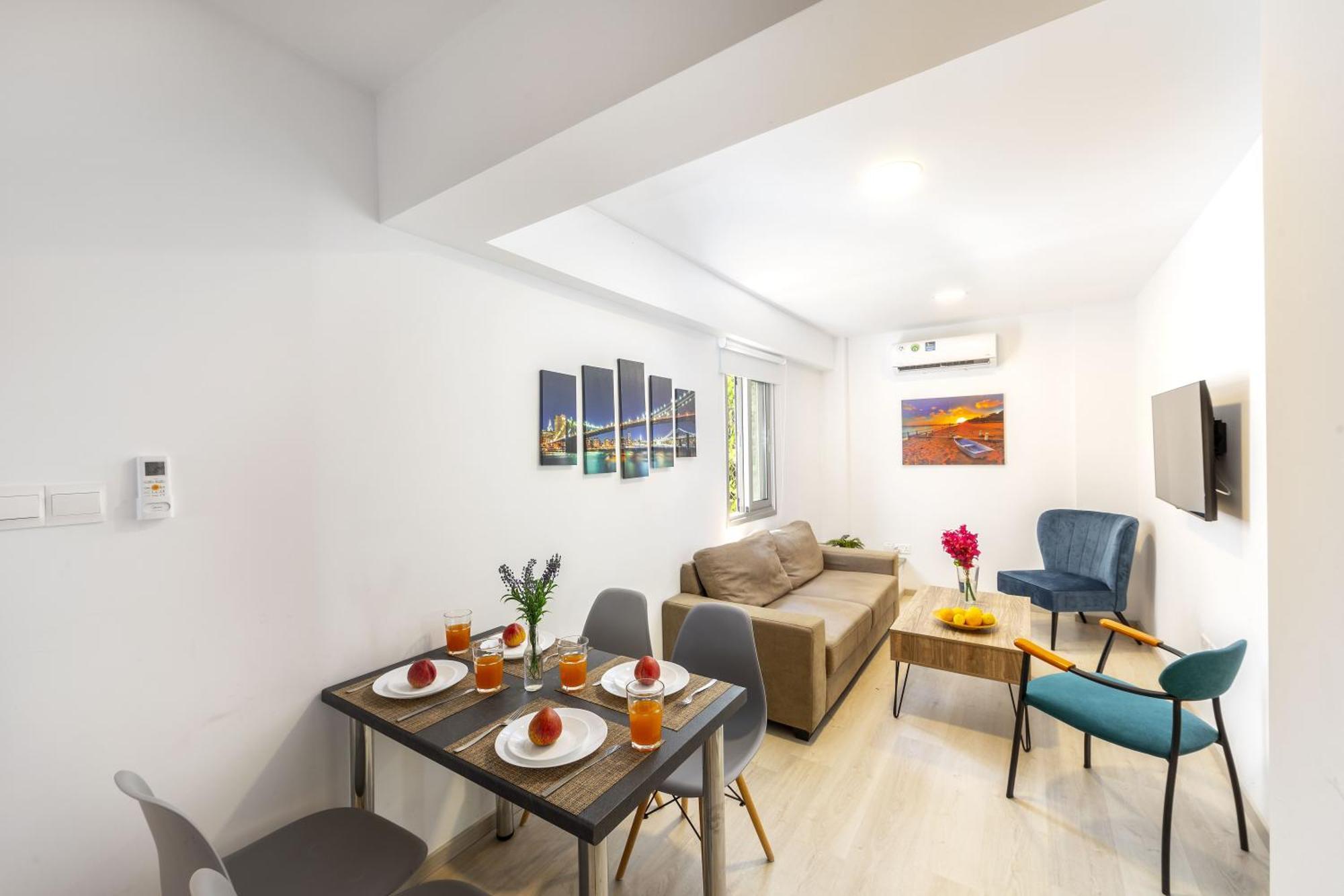 C-Premium Apts 100M From Beach And City Centre ラルナカ エクステリア 写真