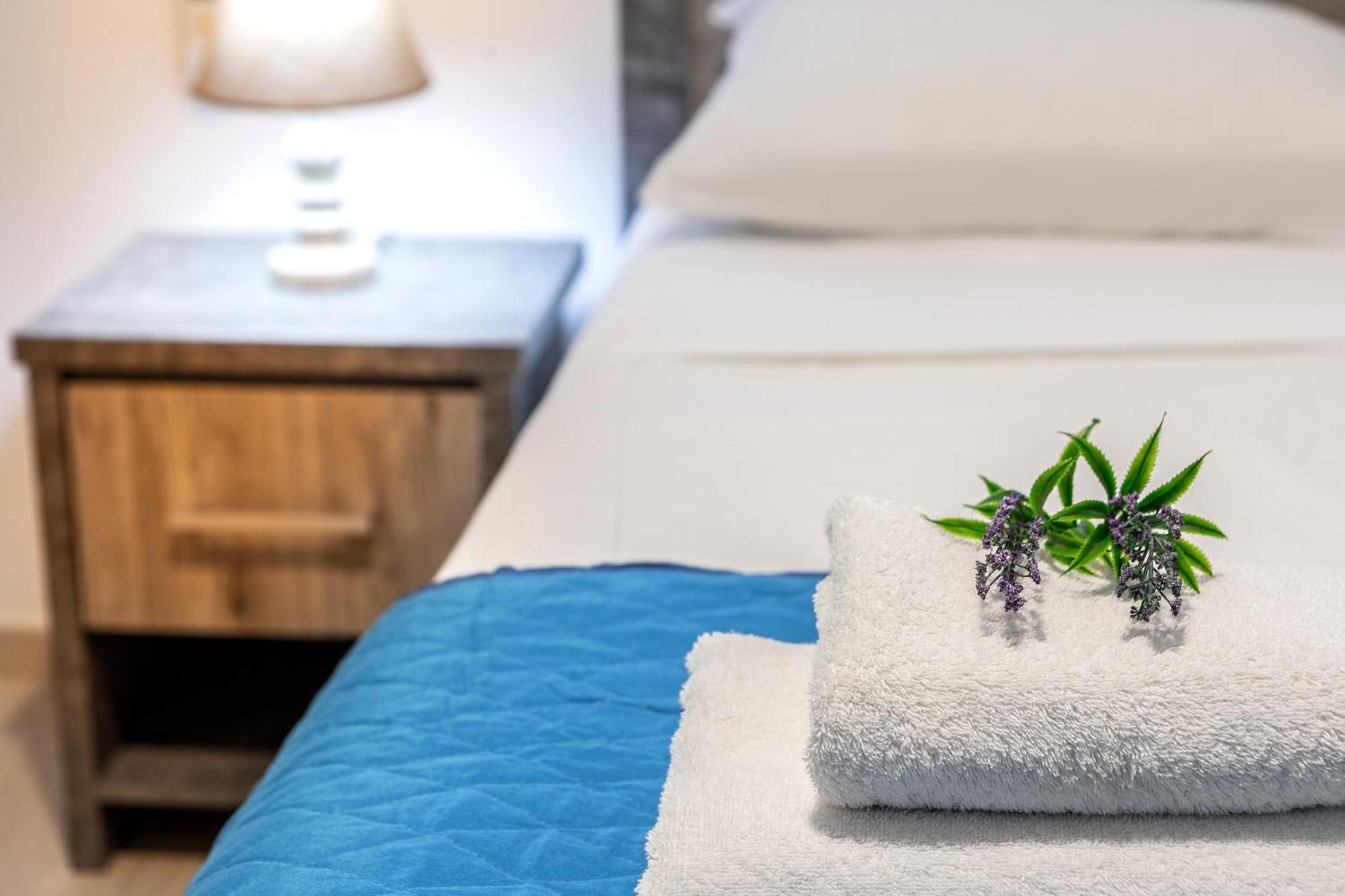 C-Premium Apts 100M From Beach And City Centre ラルナカ エクステリア 写真