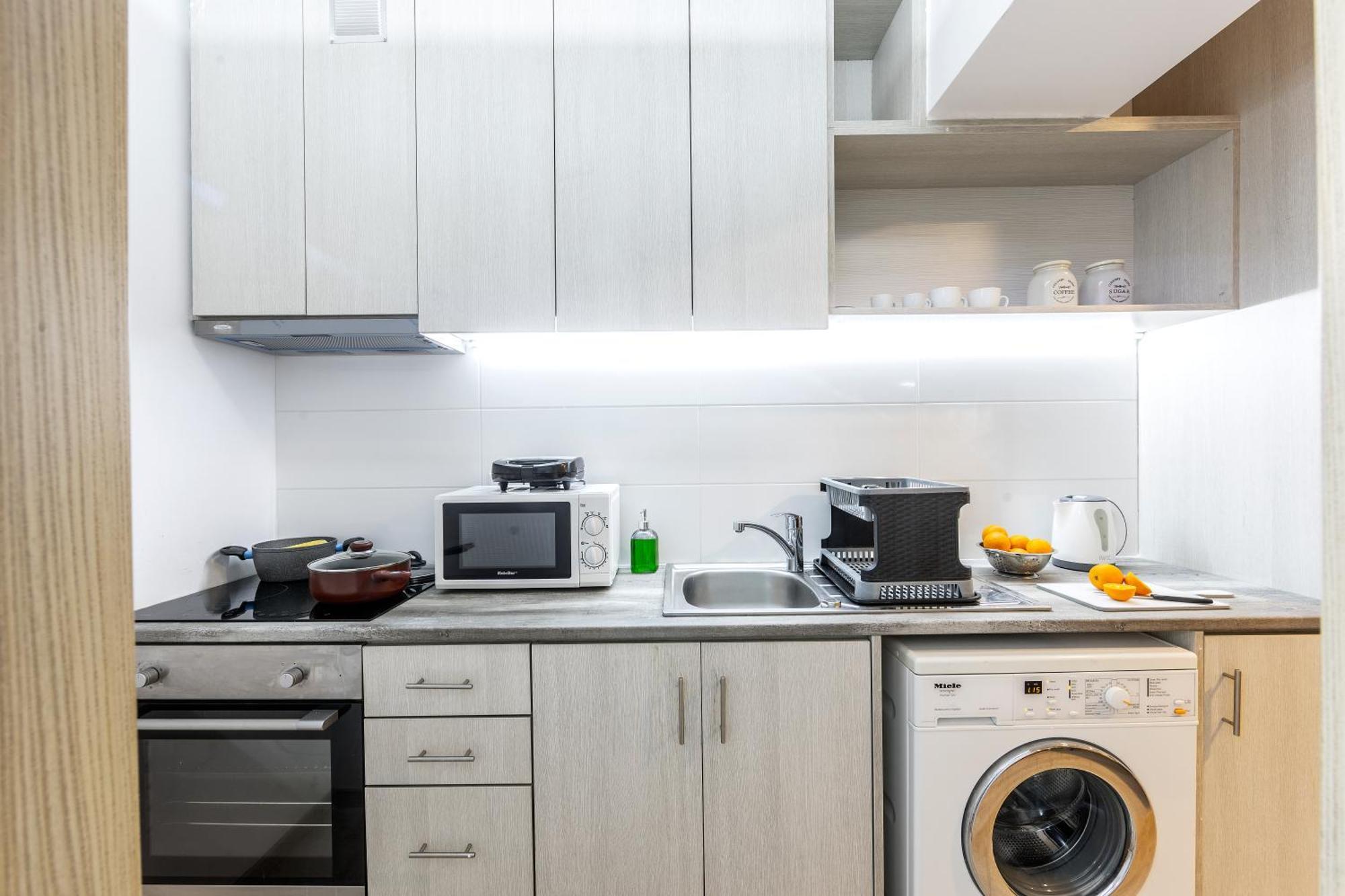 C-Premium Apts 100M From Beach And City Centre ラルナカ エクステリア 写真